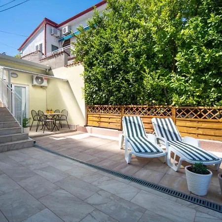 Nyaraló Bono By Interhome