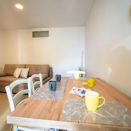 Bono By Interhome Abbázia